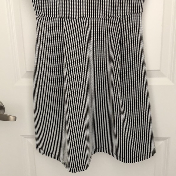 Zara striped dress - Picture 3 of 6